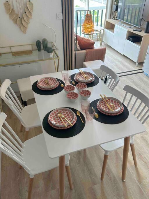 Mon Appart A La Plage, Piscine, Wifi, Tv Frontignan Extérieur photo